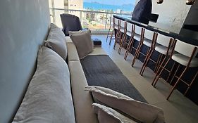 Apartamento 113C Com Lazer Completo E Vista Mar - Piscina